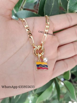 Collar bandera de Venezuela cadena mujer