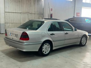 Mercedes-Benz c220 1998