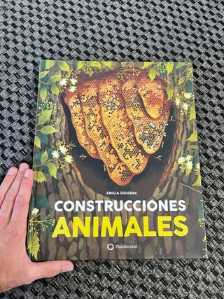 Libro de gran tamaño Construcciones animales