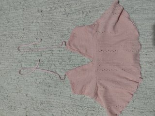 Top rosa con tirantes