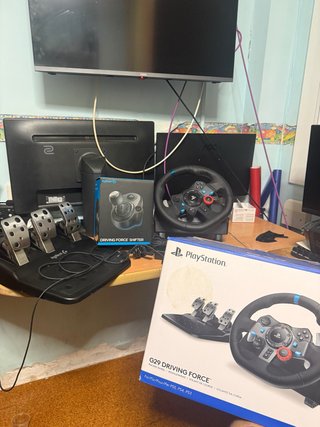 Volante Logitech G29 + Pedales + Palanca