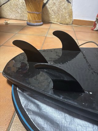 Tabla de surf UP Blade + quillas