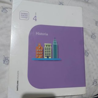 Libro de Historia 4°ESO junto a su libro de inglés