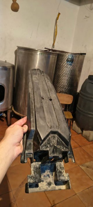 Plásticos Rieju MRT