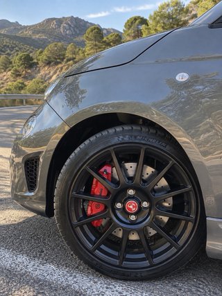 Abarth 695