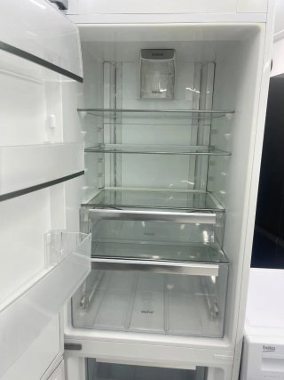 Nevera marca Electrolux 6meses con garantía