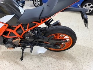 KTM RC 390 Sportbike