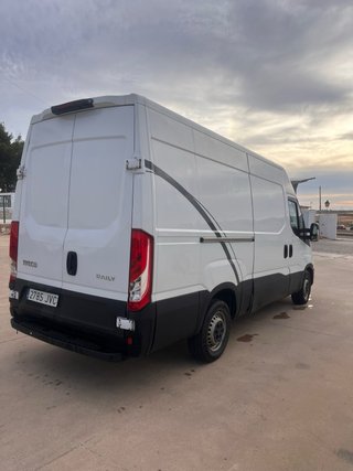 Iveco Daily 126 cv año 2016