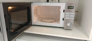 Microondas Westwood 20L 700W 40€