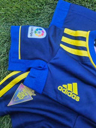 Conjunto Cádiz C.F. Adidas Talla 2T