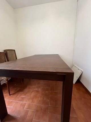 Mesa comedor rectangular madera oscura
