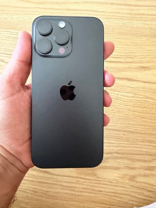 iPhone 16 Pro Max Negro