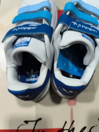 Adidas Stan Smith Vecro Blancas y Azules número 33