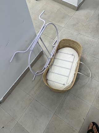 Capazo mimbre con soporte prenatal