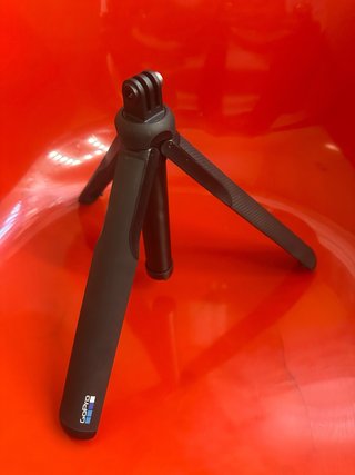 Mini Trípode y Empuñadura GoPro Shorty
