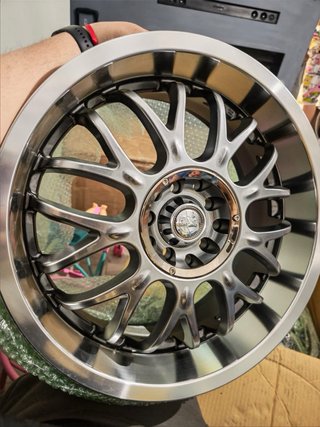 Llantas kosei kitashiro 17” 5x100 / 5x114,3