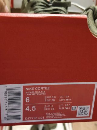 T36,5 Nike Cortez  Verde/Blanco