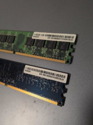 Lote 2 Memorias RAM DDR2 1.5GB (1GB+512MB) Nuevas