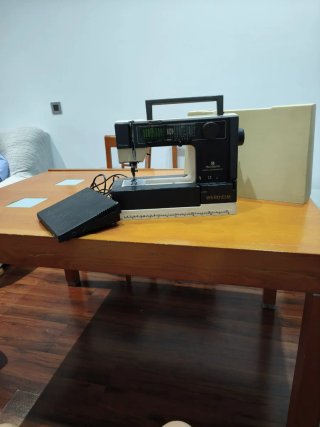 Máquina de coser Husqvarna Optima 190