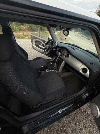MINI Cooper 2003