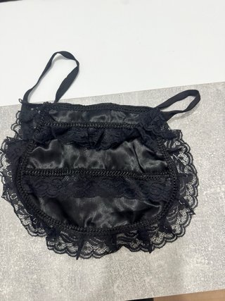 Falda Baturra Negra con Flores Doradas