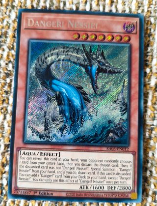 Danger! Nessie! RA05-EN012 Yu-Gi-Oh! Carta