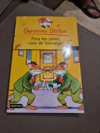 Fora les potes, cara de formatge!