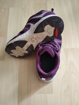 Zapatillas Treksta Moradas