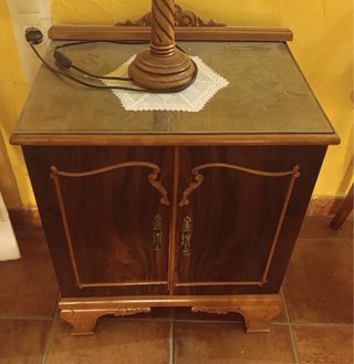 Dormitorio vintage completo clásico de época.
