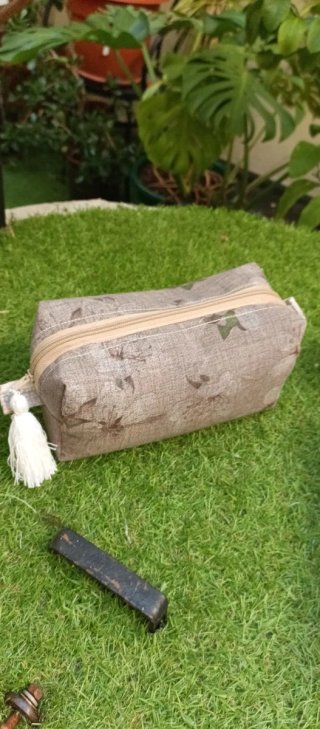 Neceser/Bolsa de maquillaje. (Precio unidad)