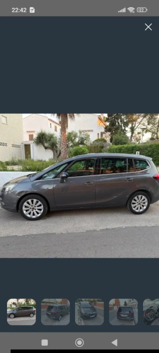 Opel Zafira Tourer 2012