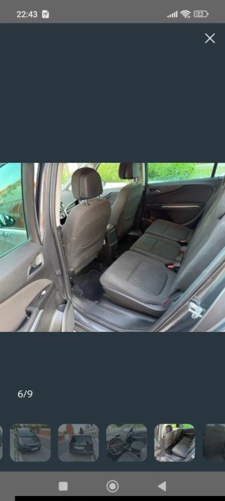 Opel Zafira Tourer 2012