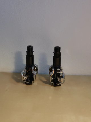 Pedales automáticos Rockrider