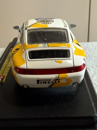 Porsche 911 Carrera Racing – Bburago 1:24