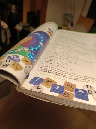English File A2/B1 Student's Book & Workbook Pack