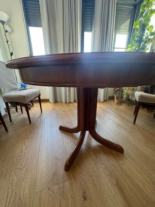 Mesa de comedor extensible de madera