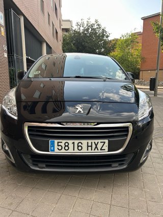 Peugeot 5008 2014