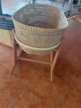 Cuco de mimbre para bebé con funda