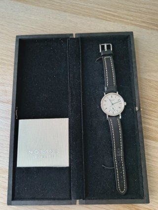 Nomos Tangente Sport Datum