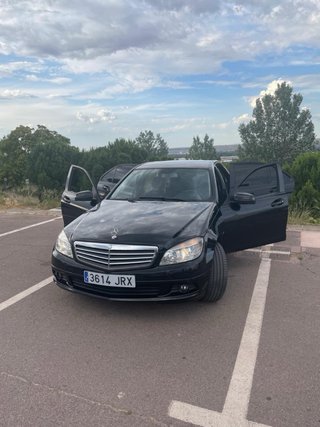 Mercedes-Benz C220 2010