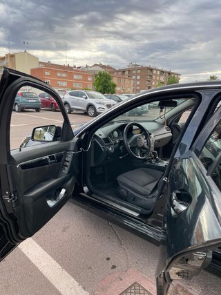 Mercedes-Benz C220 2010