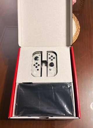 Nintendo Switch OLED Blanca + Caja + Funda