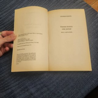 Libro: Nuestra incierta vida normal