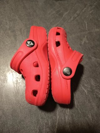 ** Lote 3 pares calzado chanclas y cangrejeras t26