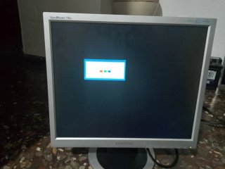 monitor Samsung SyncMaster 710v