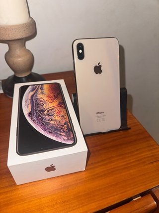 iPhone XS Max Negro/Dorado