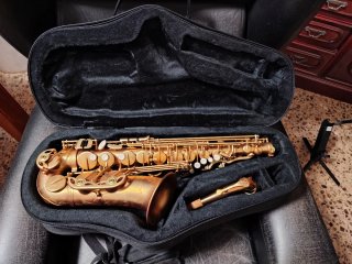 Saxofón Alto SLADE Profesional