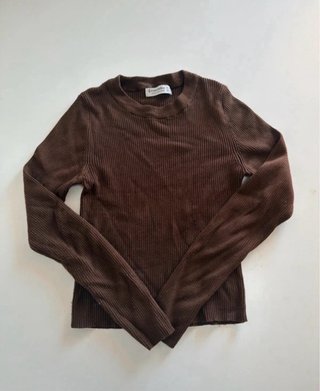Camiseta marrón de canalé