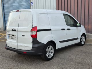 Ford Transit Courier 2022