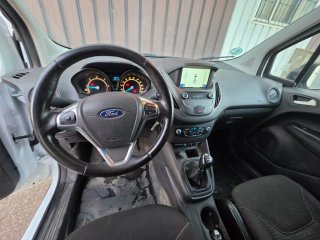 Ford Transit Courier 2022